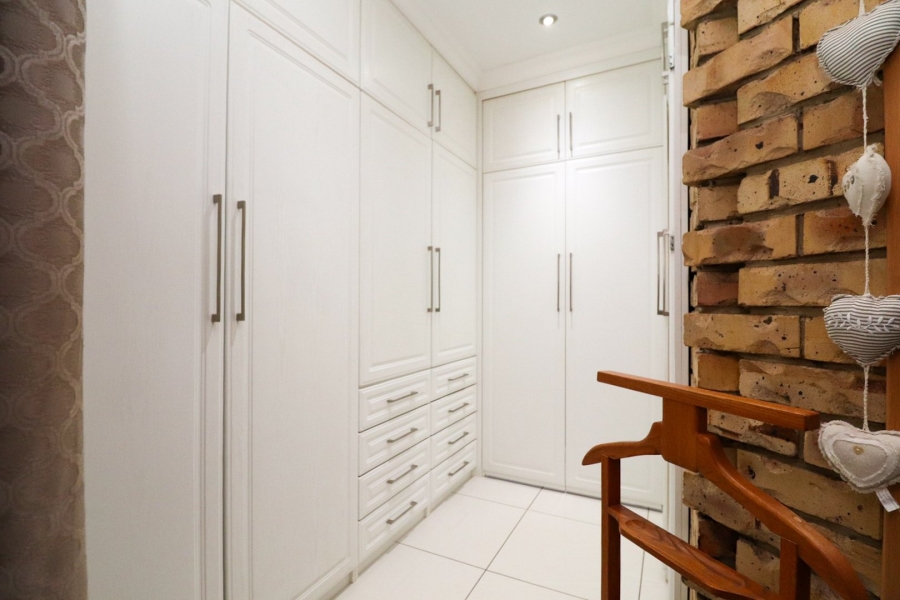 4 Bedroom Property for Sale in Doringkruin North West